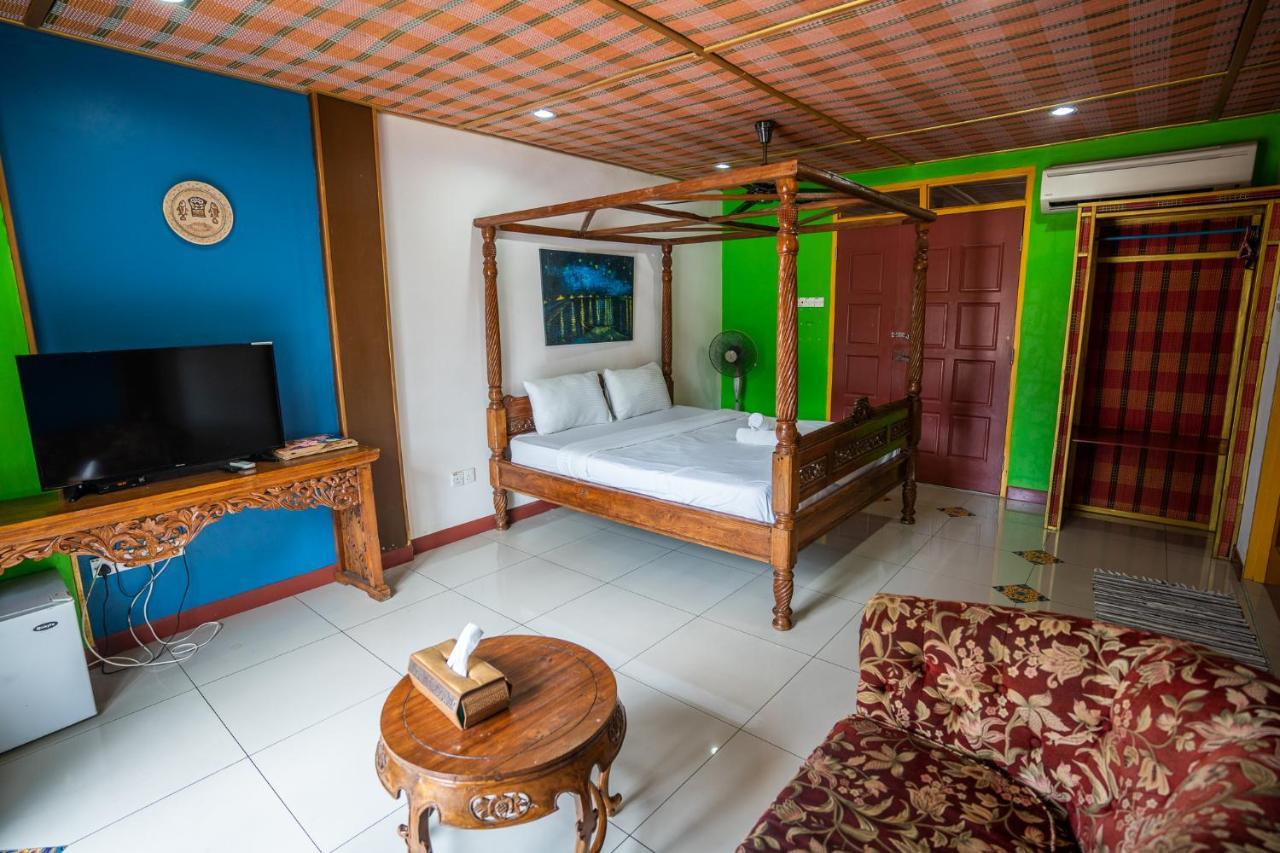 Lost Paradise Resort Бату Феринги Екстериор снимка