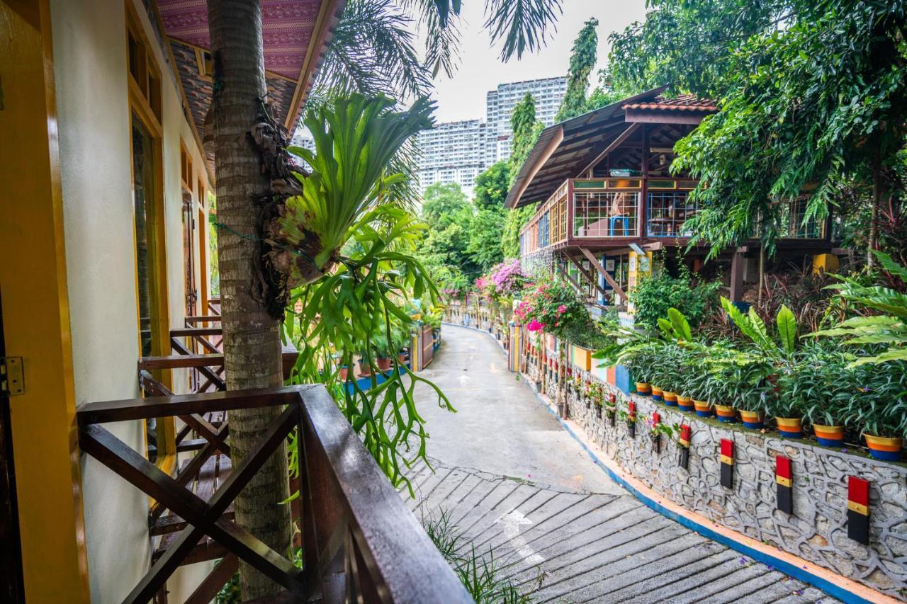 Lost Paradise Resort Бату Феринги Екстериор снимка